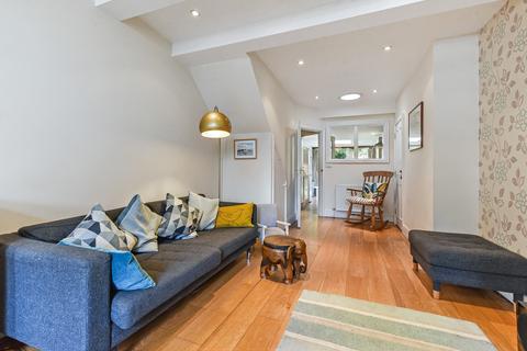 3 bedroom terraced house for sale, Parchment Street, Winchester