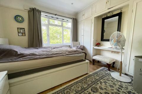1 bedroom in a house share to rent, Eastcote Avenue, Greenford UB6