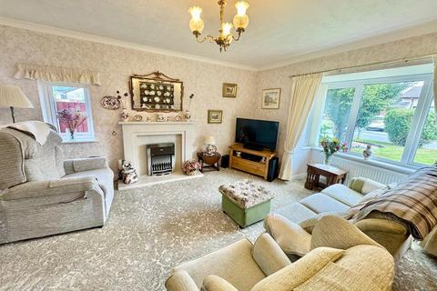 4 bedroom house for sale, Llys Y Wylan, Llanrwst