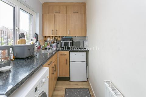 undefined, Redwater Gardens, Barrow In Furness LA13
