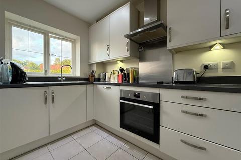 3 bedroom end of terrace house for sale, Cricket Green Close, Shackleford, Godalming, Surrey