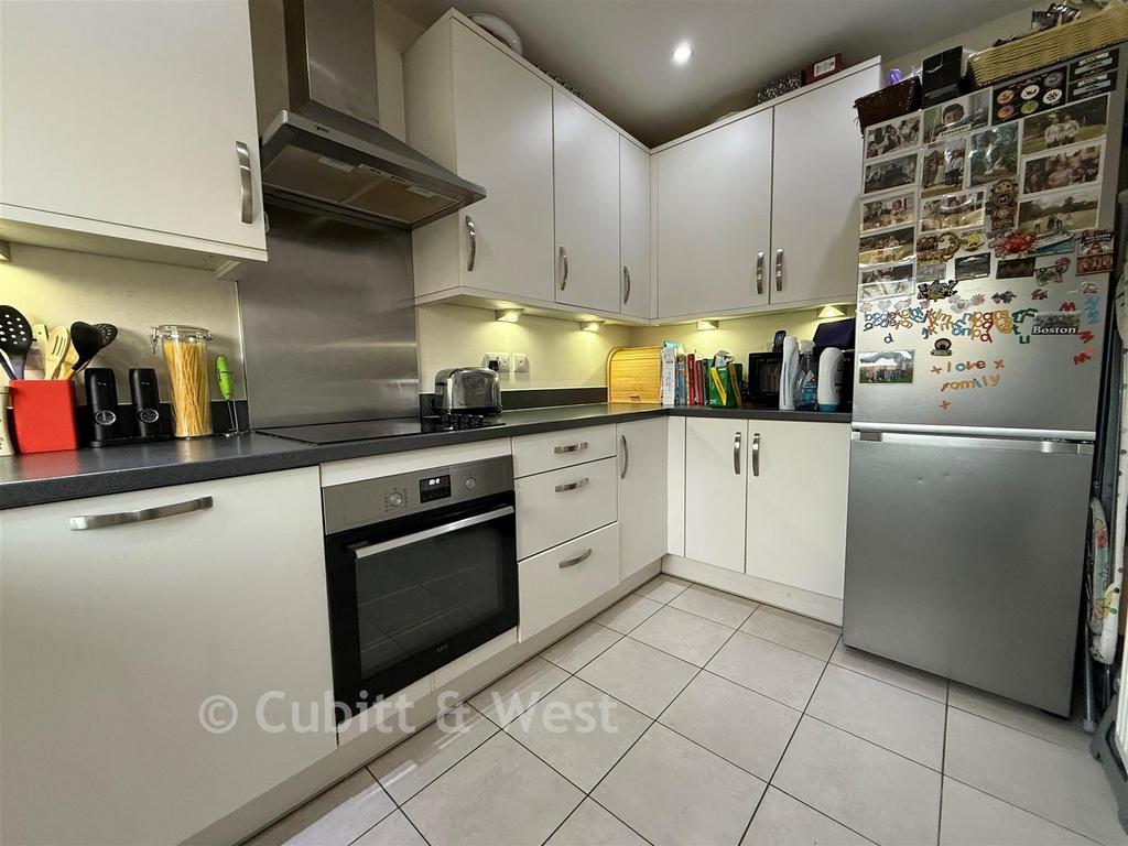 Kitchen 1