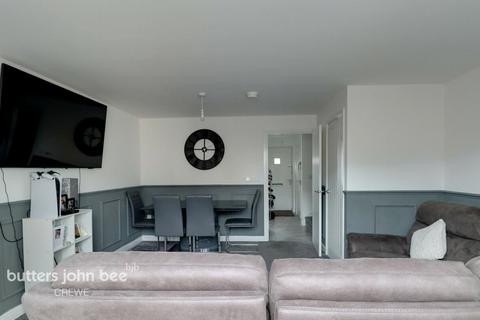 3 bedroom semi-detached house for sale, Randalls Drive, Crewe