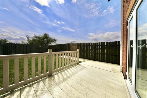 3 bedroom end of terrace house for sale, Baildon Court, Hedon, Hull