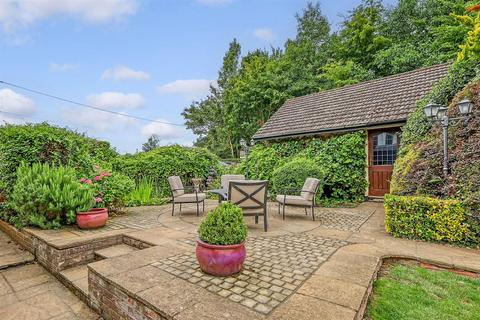 3 bedroom detached house for sale, Lower Stock Road, West Hanningfield, CM2