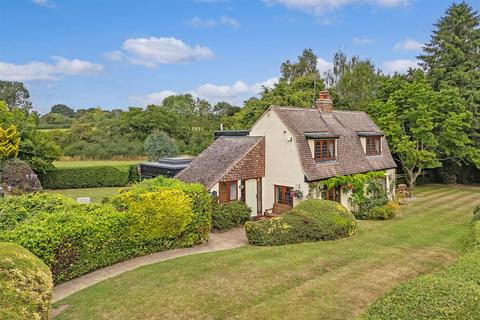 3 bedroom detached house for sale, Lower Stock Road, West Hanningfield, CM2