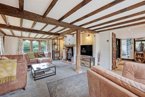 3 bedroom detached house for sale, Lower Stock Road, West Hanningfield, CM2