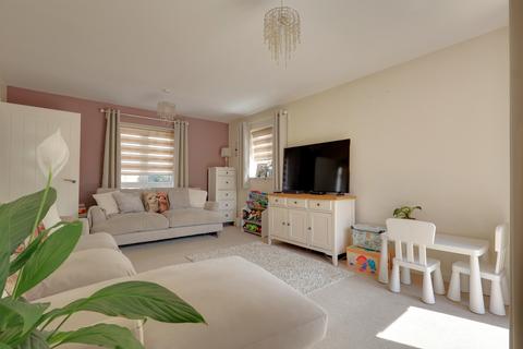 4 bedroom detached house for sale, Longcroft Way, Bedhampton, Havant