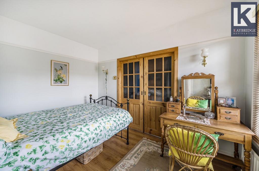 Elm Road, Epsom - KT17 2 EU