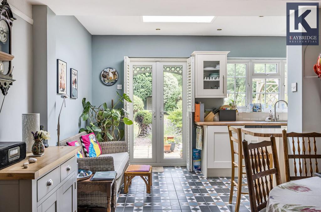 Elm Road, Epsom - KT17 2 EU