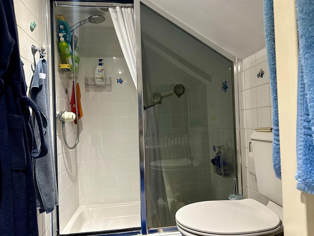 Shower.jpg