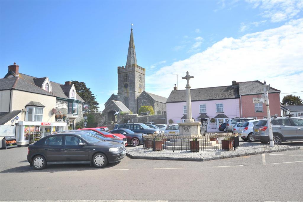 St Keverne Square.JPG