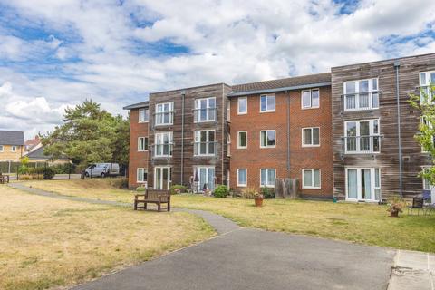 2 bedroom apartment for sale, Forest Close, Slough SL2