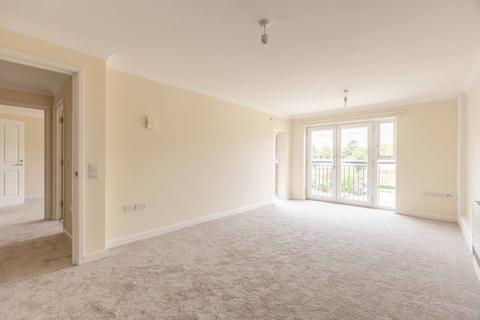 2 bedroom apartment for sale, Forest Close, Slough SL2