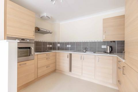 2 bedroom apartment for sale, Forest Close, Slough SL2