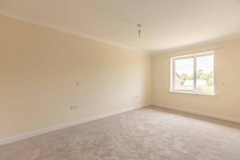 2 bedroom apartment for sale, Forest Close, Slough SL2