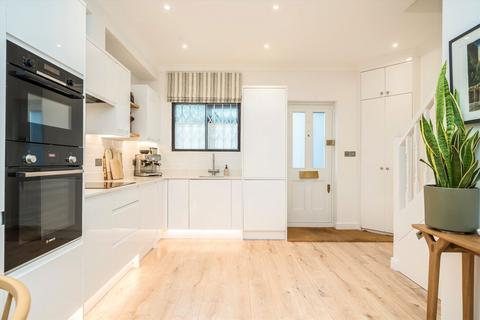 30 Prospect Place, London, E1W 3TJ