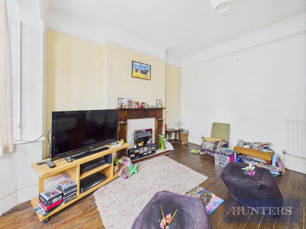 CAM05316 G0-PR0162-STILL006.jpg