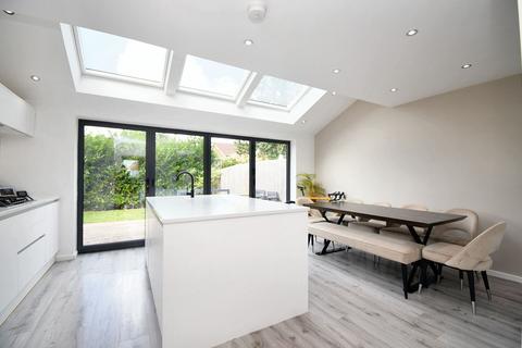 21 Grantham Crescent, Eccles, Manchester, M30 0ZB