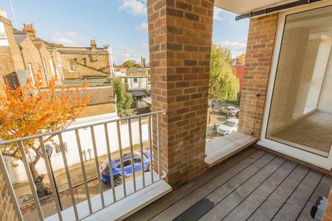 1 bedroom flat to rent, High Street, Hornsey, London, N8