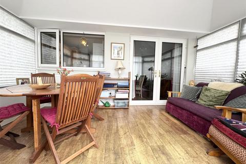 undefined, Warburton, Emley, HD8 9QP