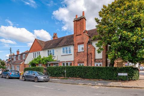 2 bedroom apartment for sale, Priory Avenue, Caversham