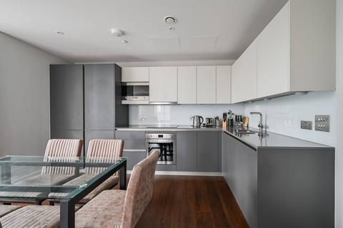 3 bedroom flat for sale, Maine Tower, E14, Canary Wharf, LONDON, E14