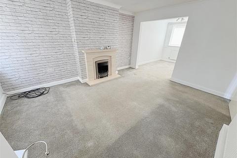 6 Ludgate Close, Waltham, Grimsby, DN37 0LX
