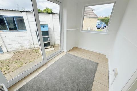 6 Ludgate Close, Waltham, Grimsby, DN37 0LX
