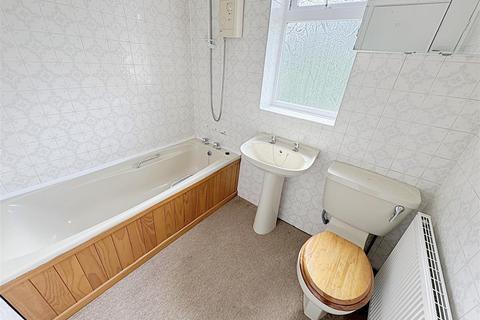 6 Ludgate Close, Waltham, Grimsby, DN37 0LX