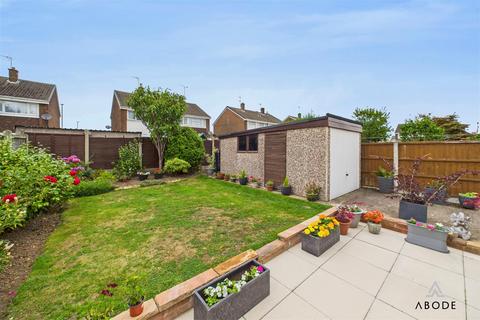 22 Bladon View, Stretton, Burton-on-trent, DE13 0JE
