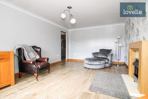 3 bedroom detached bungalow for sale, Beaumonde, Holton-le-Clay DN36