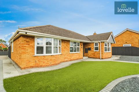 3 bedroom detached bungalow for sale, Beaumonde, Holton-le-Clay DN36