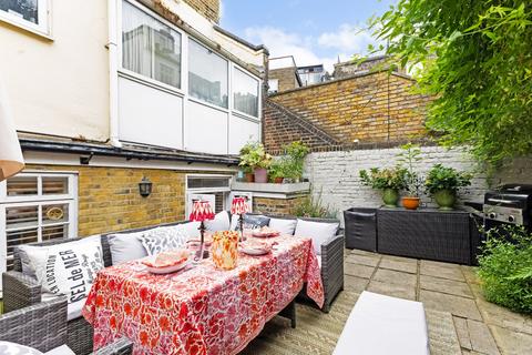 2 bedroom flat for sale, Crookham Road, Fulham, London