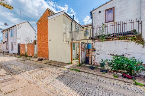 undefined, Old Wellington Place, Great Yarmouth