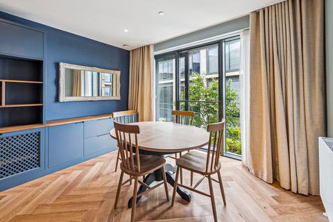 2 bedroom apartment to rent, St James Place, Edinburgh, Midlothian