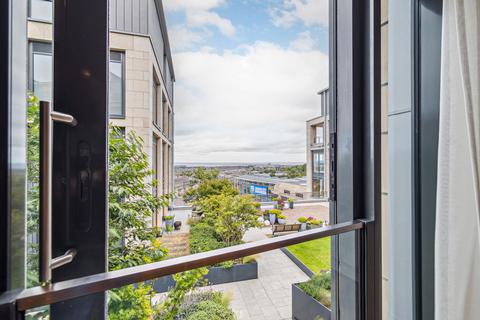 2 bedroom apartment to rent, St James Place, Edinburgh, Midlothian