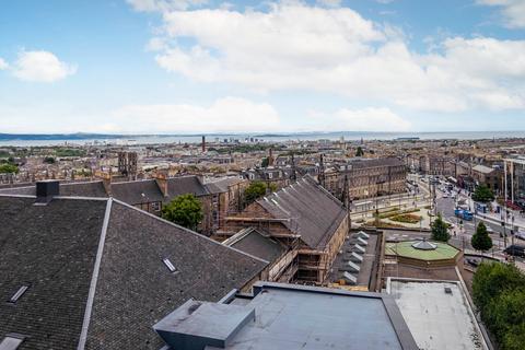 2 bedroom apartment to rent, St James Place, Edinburgh, Midlothian