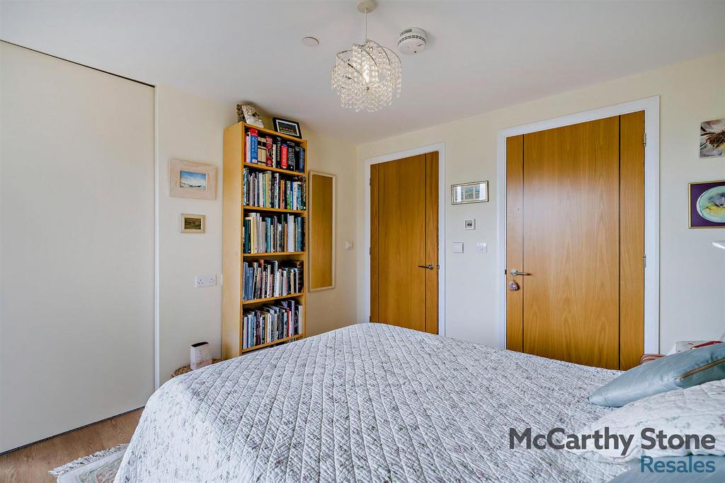 8657165-interior16-800.jpg
