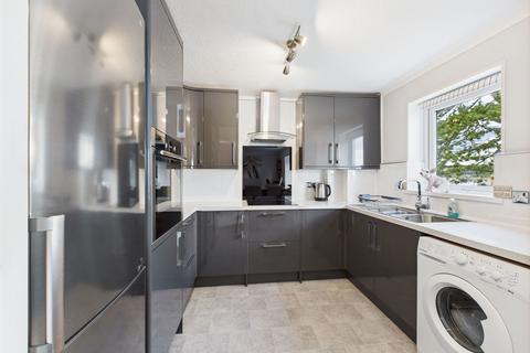 2 bedroom flat for sale, Cleveland Road, Paignton,