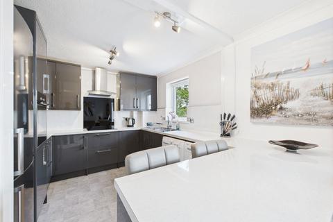 2 bedroom flat for sale, Cleveland Road, Paignton,