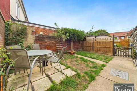 16 High Street, Earls Colne, Colchester, CO6 2PA