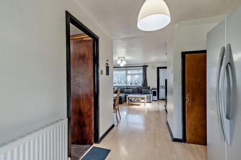 7 Bedlow Way, Croydon, CR0 4QT