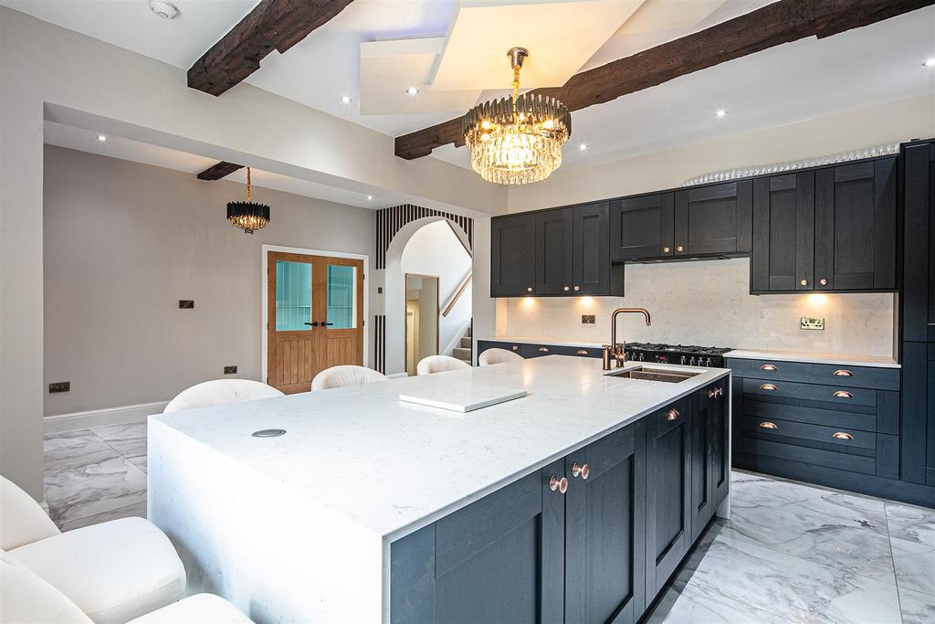 Kitchen diner