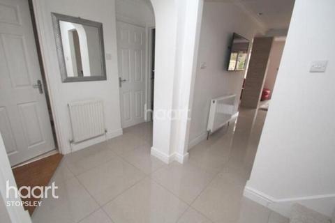 3 Horsham Close, Luton, LU2 8JH