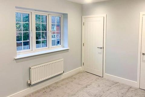 11 Bishop Close, High Halden, Ashford, TN26 3BH