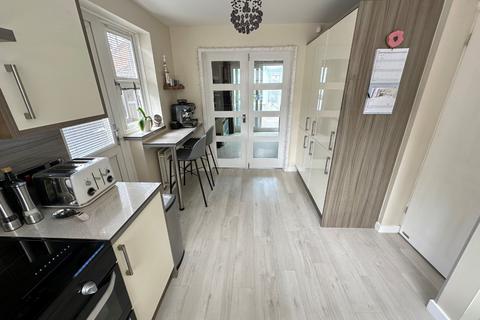 undefined, Randall Drive, Dunstable LU5