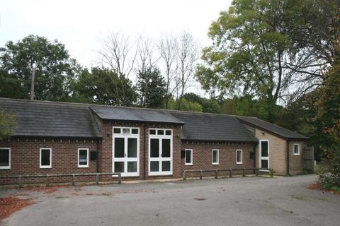 Property to rent - Slab Lane, Woodfalls SP5