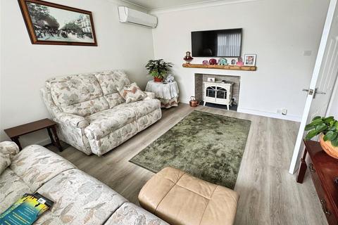 2 bedroom bungalow for sale, Severn Road, Clacton-on-Sea, Essex