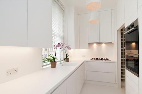 4 bedroom flat to rent, Gledhow Gardens, London, SW5